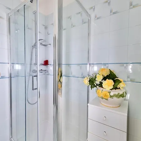 Porto Vecchio By Wonderful Italy * Σαν Ρέμο